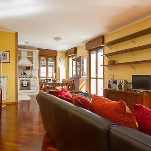 Bright House With 2 Bedrooms&a Unique Terrace Bergame